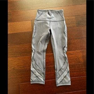 NWOT LuLu Lemon cropped leggings size 4